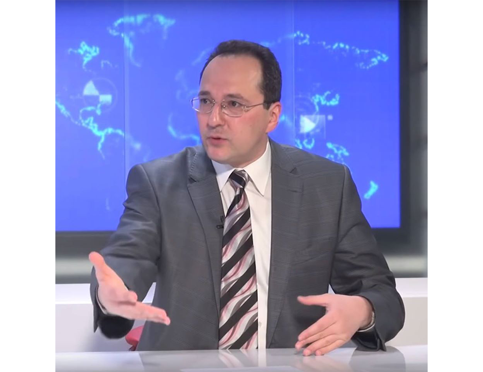 Payız seçkiləri ərəfəsində Gürcüstanda daxili siyasi vəziyyət